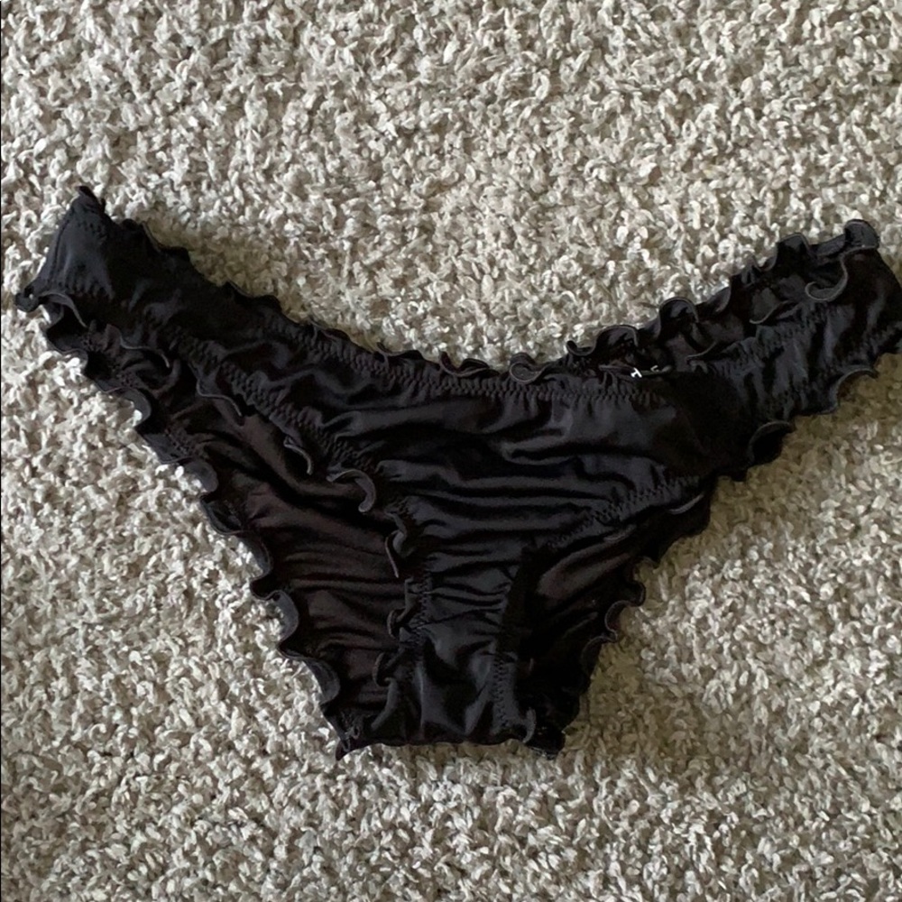 black bikini bottoms